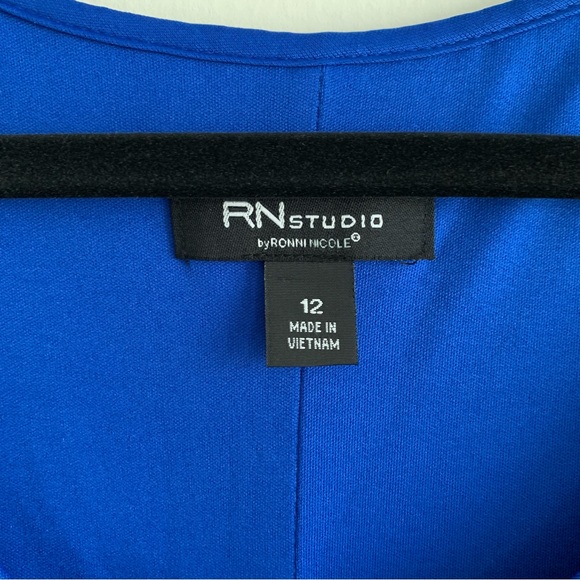 RN Studio Dress - Picture 2 of 7